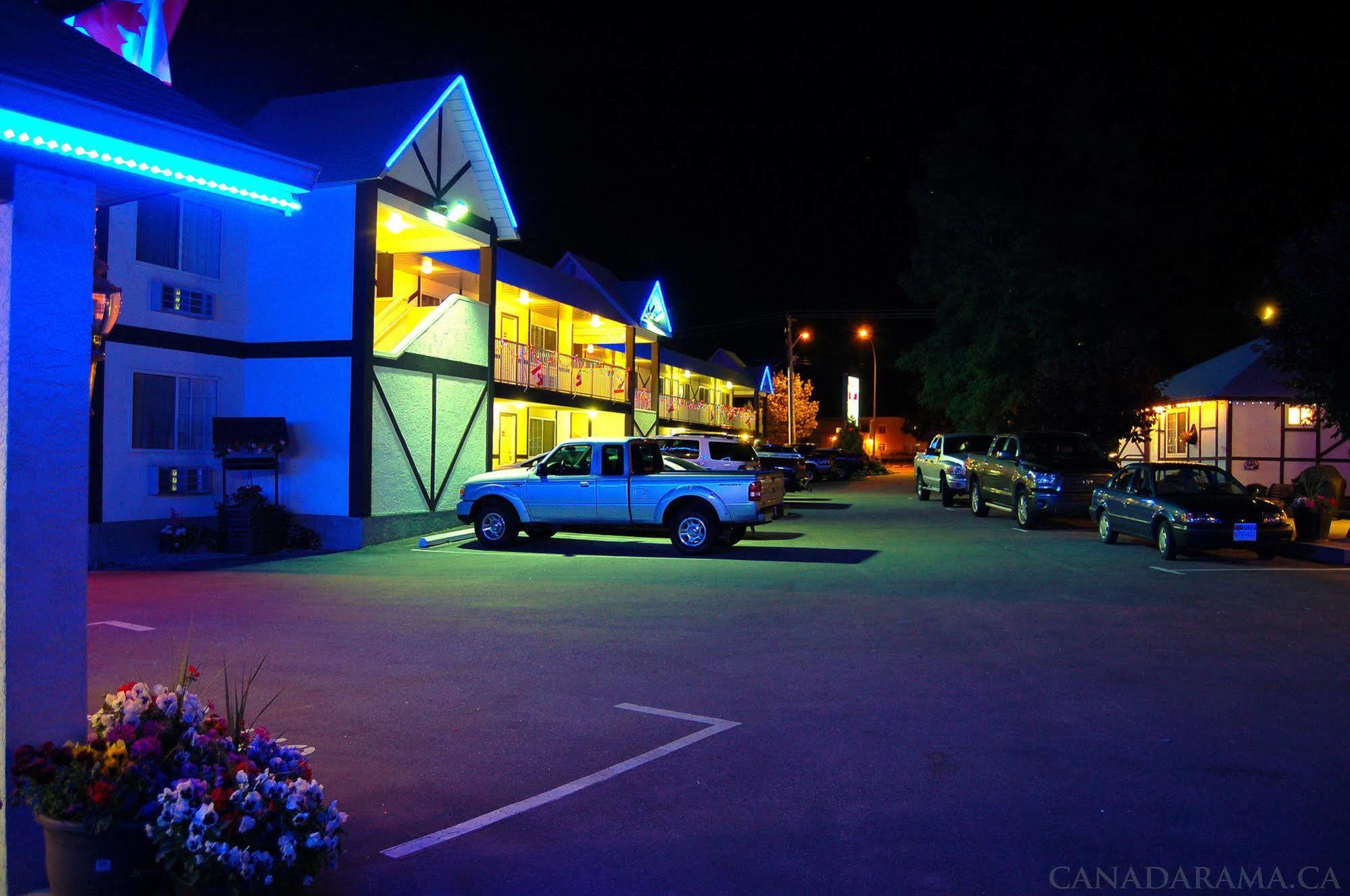 Rosedale Motel Summerland Exterior photo