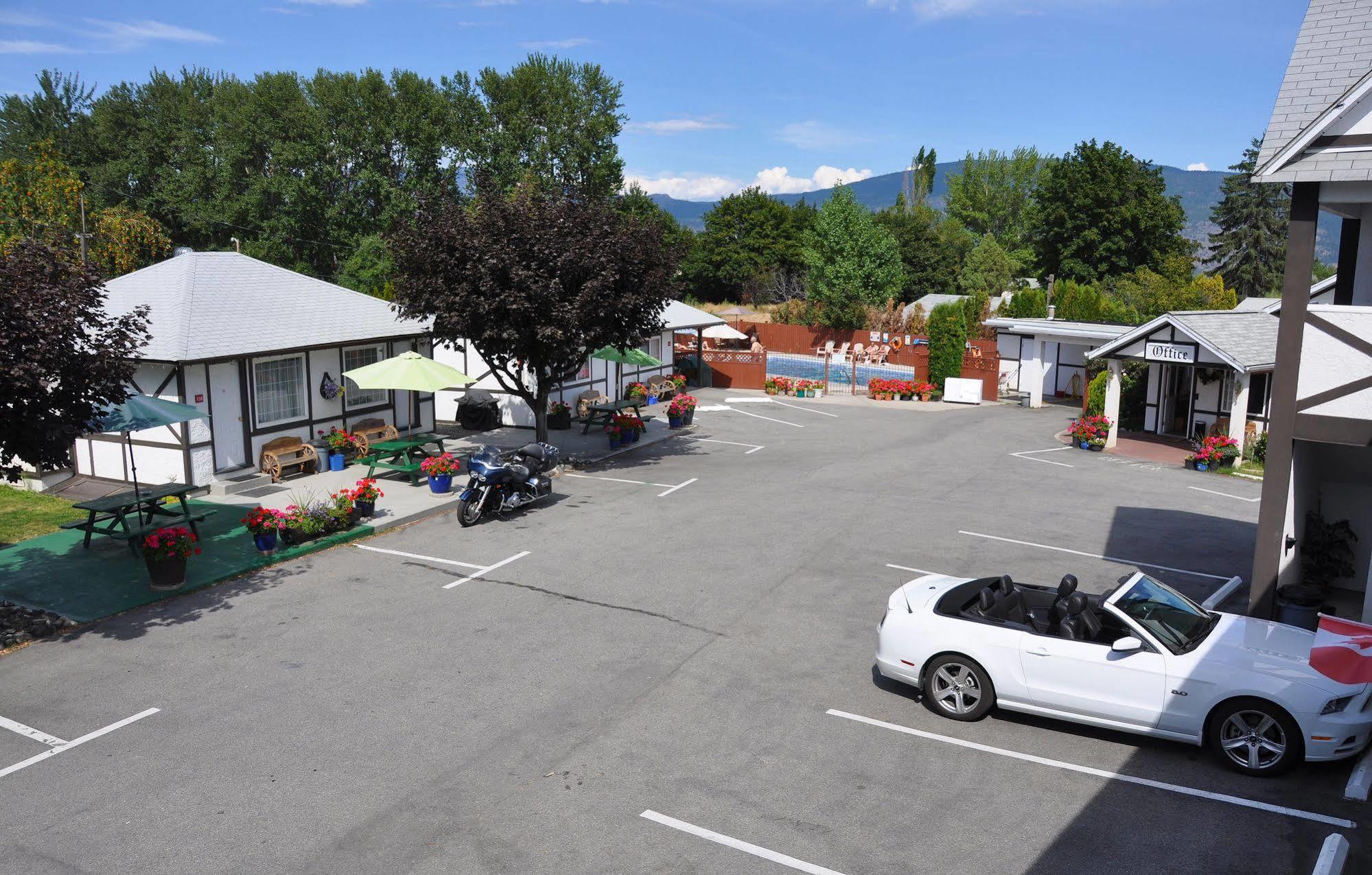 Rosedale Motel Summerland Exterior photo